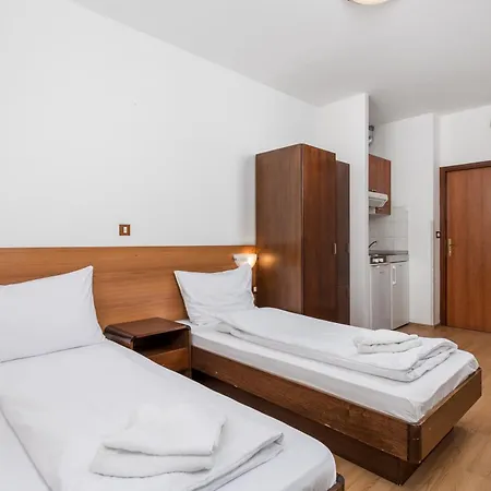 Liburnija Apartamento *