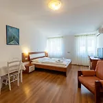 Liburnija Apartment
